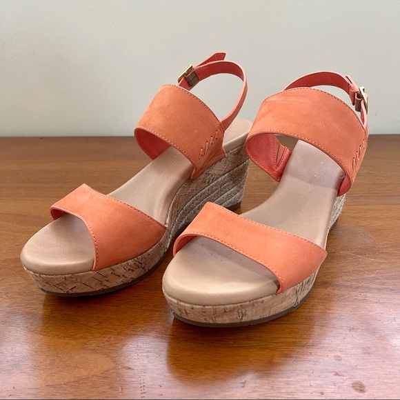 Ugg Strappy Wedges in Coral Size 8 - Picture 2 of 9